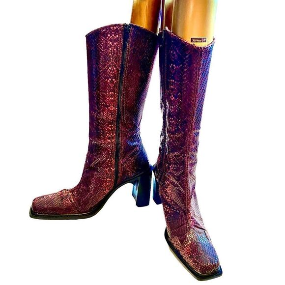 EUC Red Square Toed Faux Snakeskin Boots - Picture 1 of 6